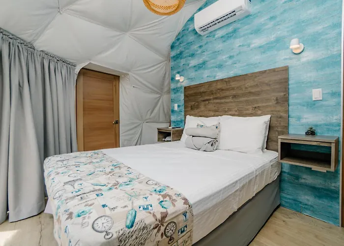 Campo de lujo Glamping Tortuga Playa Ocotal