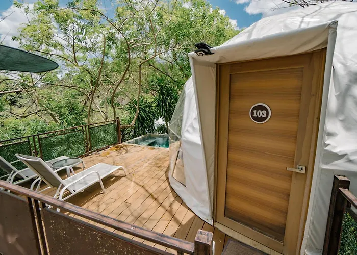 Glamping Tortuga Campo de lujo Playa Ocotal